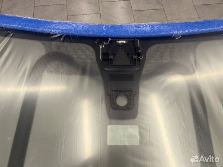 Стекло лобовое BMW X6 (G06) 51317440773