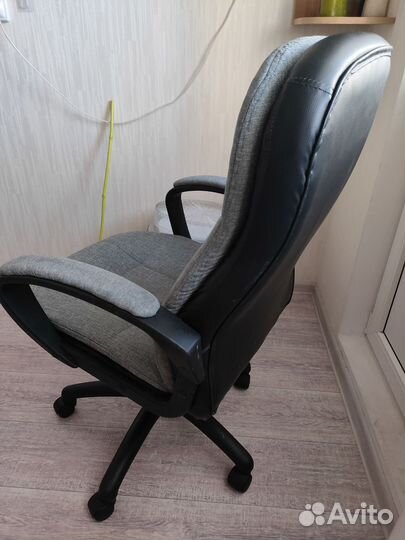 Кресло офисное hestia