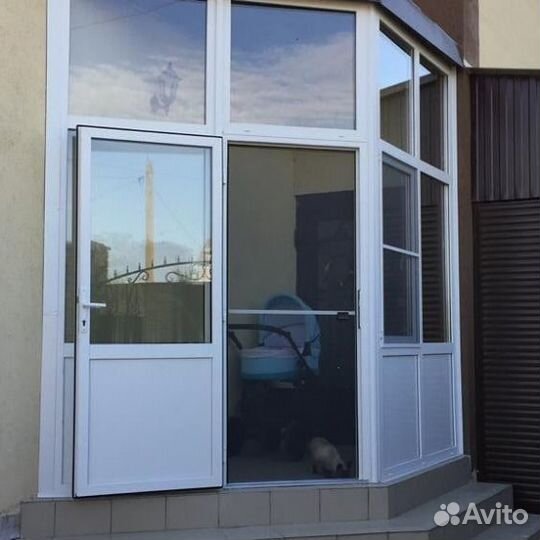 Пластиковые окна. Остекление частных домов