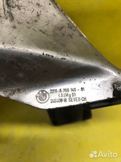 Кронштейн двигателя левый Bmw 5 E60 N52 2007