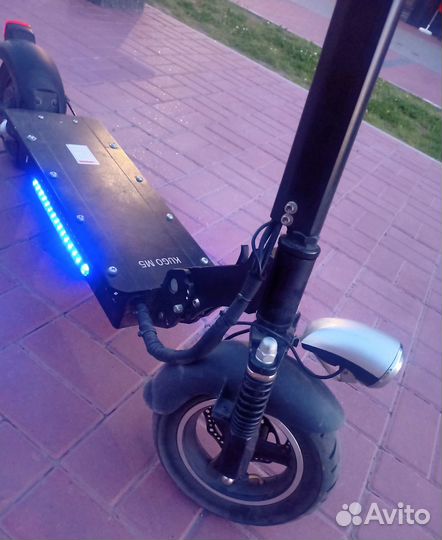 Электросамокат kugo m5