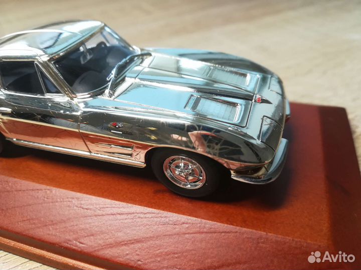 1:43 Chevrolet Corvette Stingrey Atlas