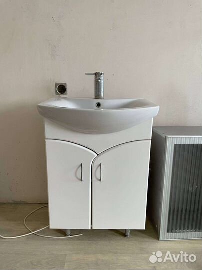 Тумба для ванной бу