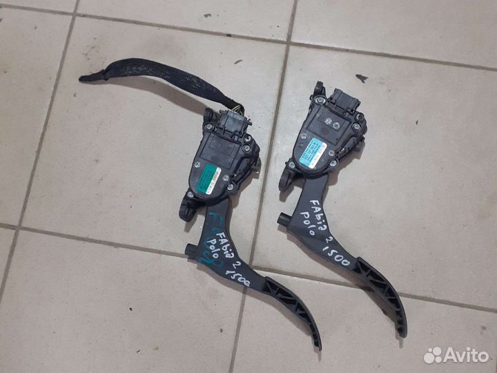 Педаль газа Volkswagen Polo Skoda Fabia 2