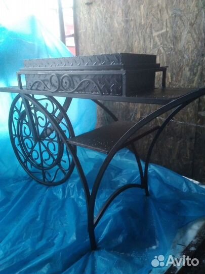 Мангал на большом колесе