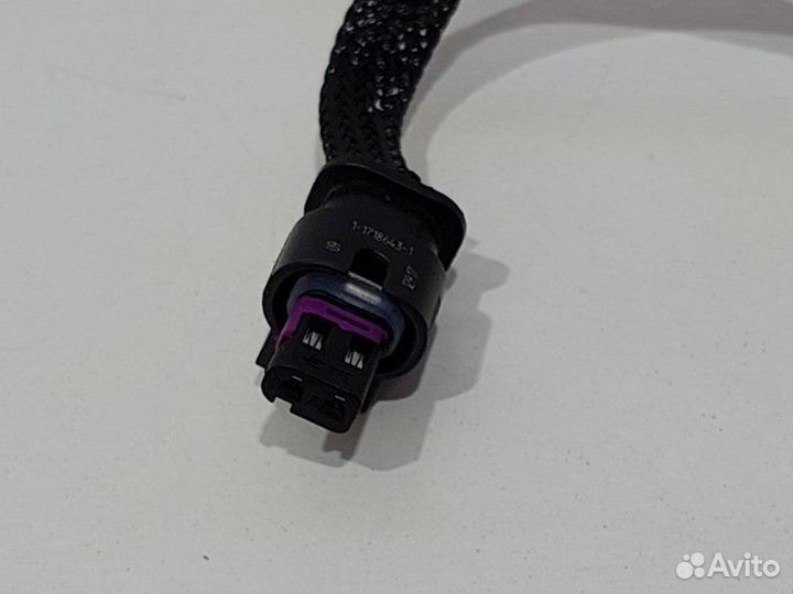 Датчик сенсор открытия люка Land Rover Discovery 5