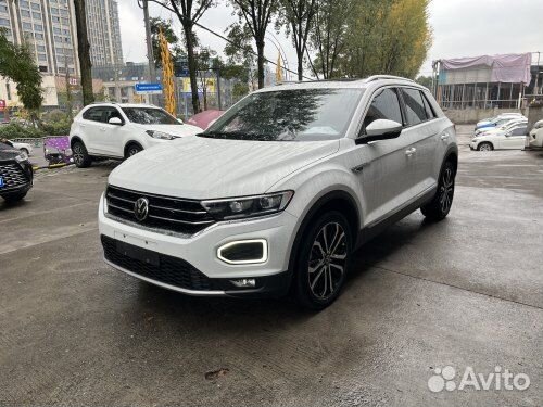 Volkswagen T-Roc 1.5 AMT, 2021, 32 000 км