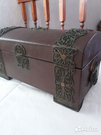 Шкатулка со сканью