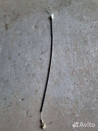 Трос замка двери задний Mercedes w220