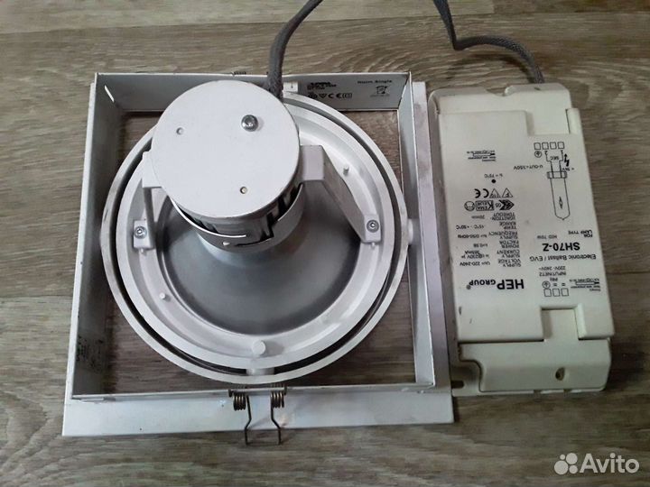 Прожектора встраимовые