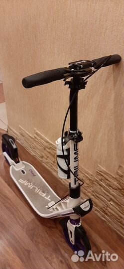 Самокат городской с ручным тормозом