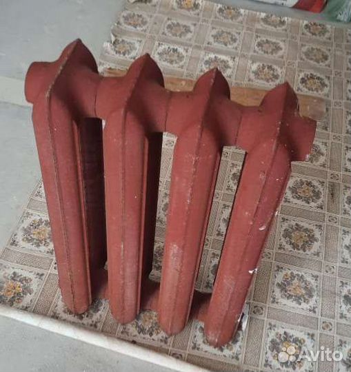 Батарея чугунная