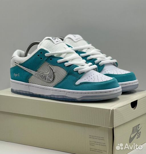 Кpоссовки Nike sв Dunk Lоw