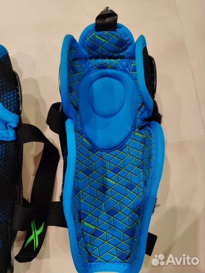 Хоккейные наколенники детские