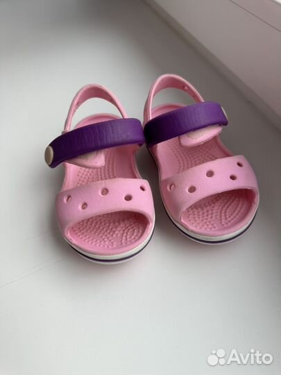Сандали crocs для девочки 20 размер