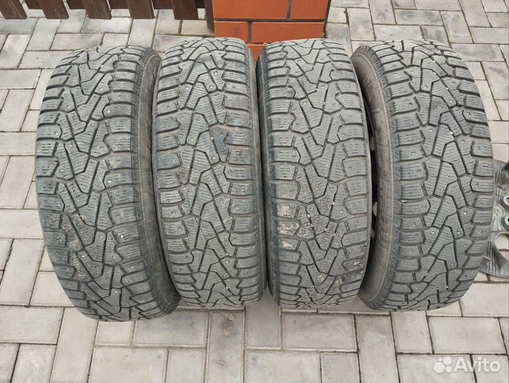 Pirelli Ice Zero 185/65 R15 92T