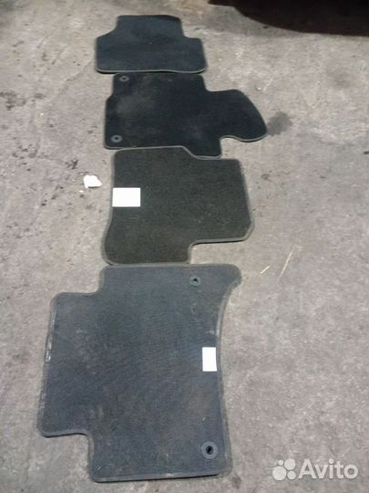 Коврики для машины