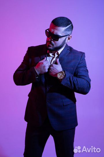 Ведущий (тамада) на праздник