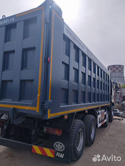 FAW J6 CA3310P66K24T4E5, 2023