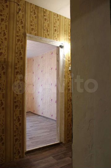 Комната 13,7 м² в 2-к., 2/5 эт.