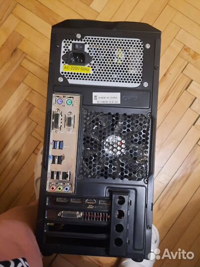 Компьютер системный блок