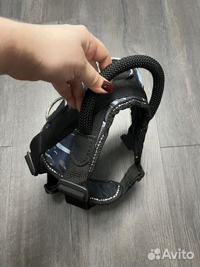 Шлейка для собаки