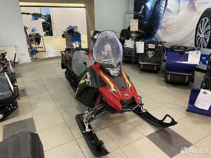 Снегоход Стелс Капитан 200 витринный