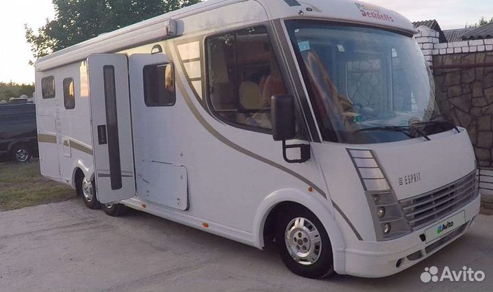 Интегрированный Dethleffs Esprit, 2008