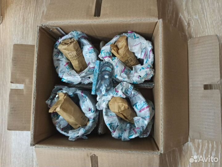 Поршня toyota hiace двигатель 2L 92+1.0