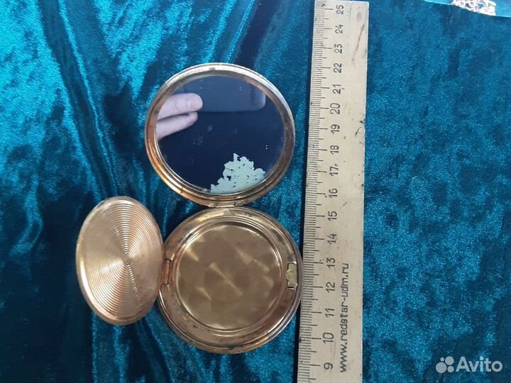 Пудреница СССР