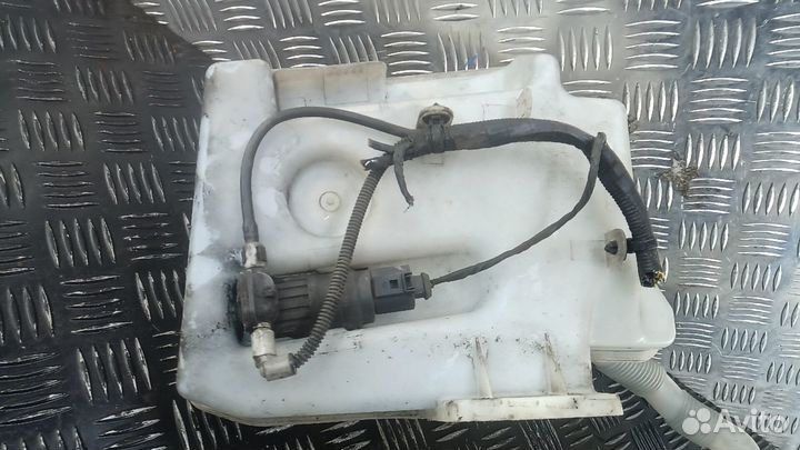 Бачок омывателя skoda superb 2