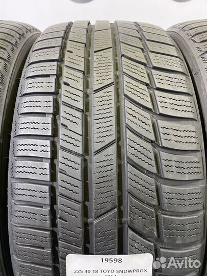 Toyo Snowprox S954 225/40 R18