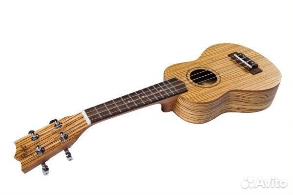 Flight DUS 322 ZEB укулеле сопрано. Цвет натурал