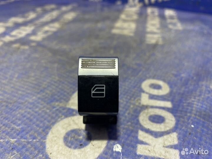 Кнопка стеклоподъемника Lifan Solano седан 2011