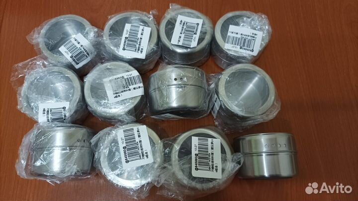 Набор баночек для специй на магните