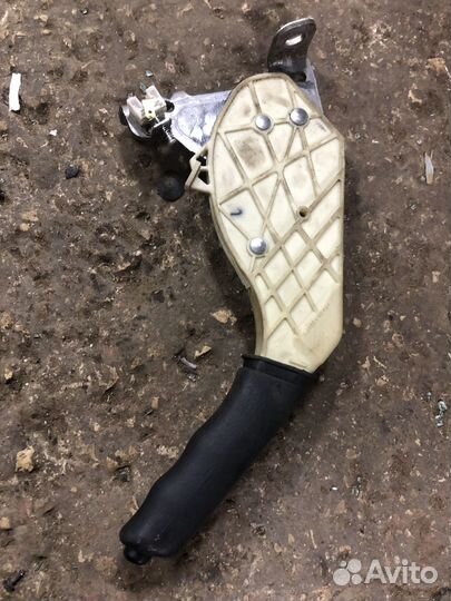 Ручник Ford Focus 1