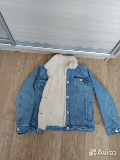 Джинсовая куртка