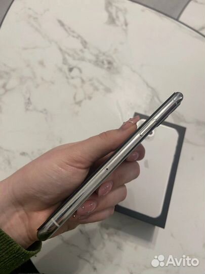 iPhone 11 pro 64 gb