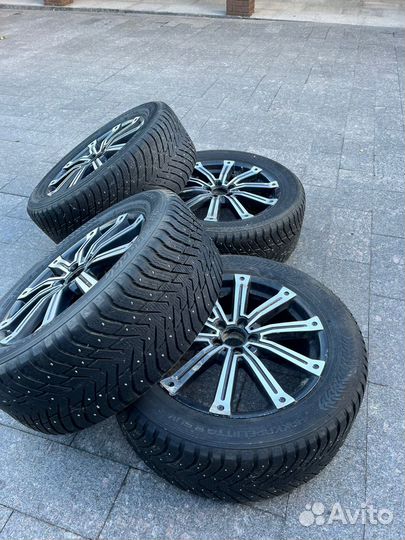 Nokian Tyres Hakkapeliitta 8 SUV 275/50 R20