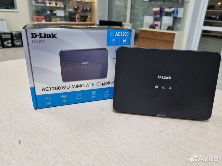 Роутер D-Link DIR-842