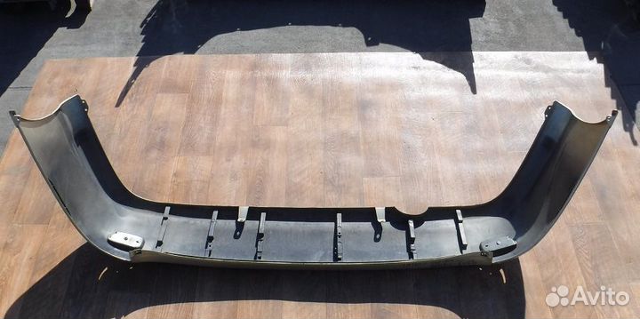 Бампер задний Toyota Estima 2002