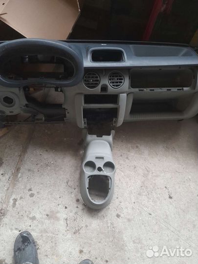 Торпеда (пластик торпеды) Renault Kangoo 1