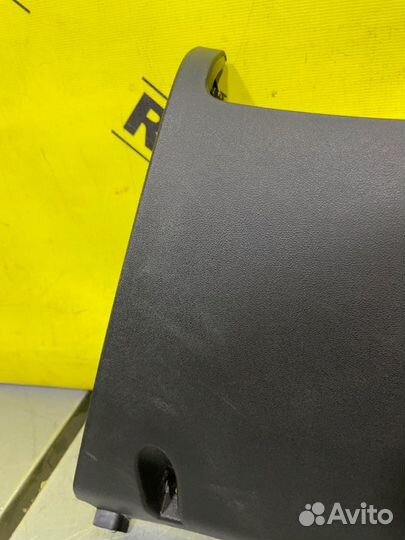 Накладка торпедо Kia Ceed Ed универсал 1.6 2010