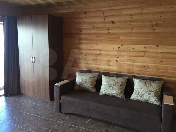 Комната 40 м² в 4-к., 2/3 эт.