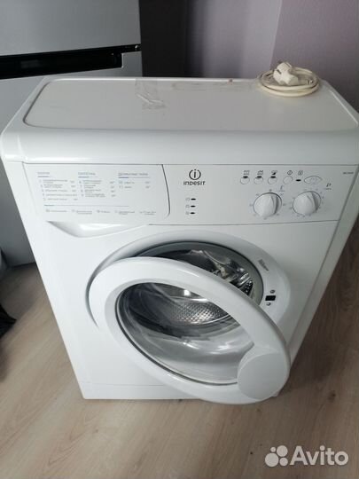 Стиральная машина Indesit wuin82