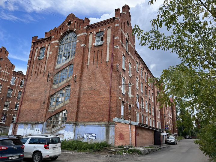 Комната 17,1 м² в 1-к., 2/4 эт.