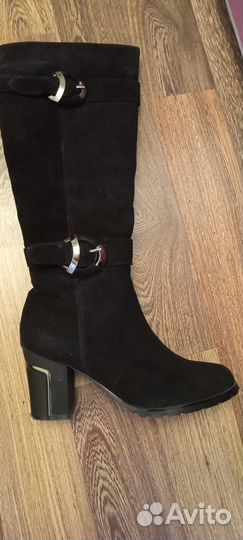 Продаю сапоги