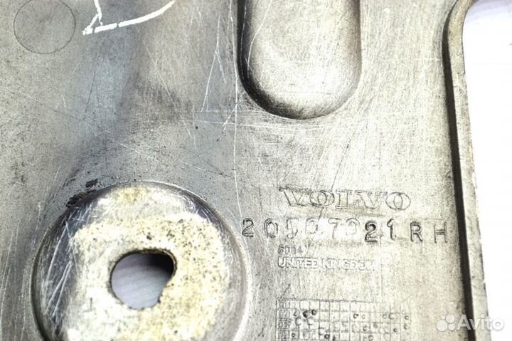 Накладка фары, правая volvo FH12 2-seeria (01.02)