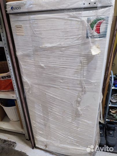 Морозильник ardo FR20 SA 170л неиспользованный