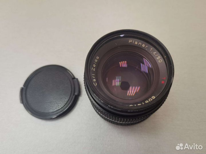 Объектив Carl Zeiss Planar 1.4 50 (c/y)
